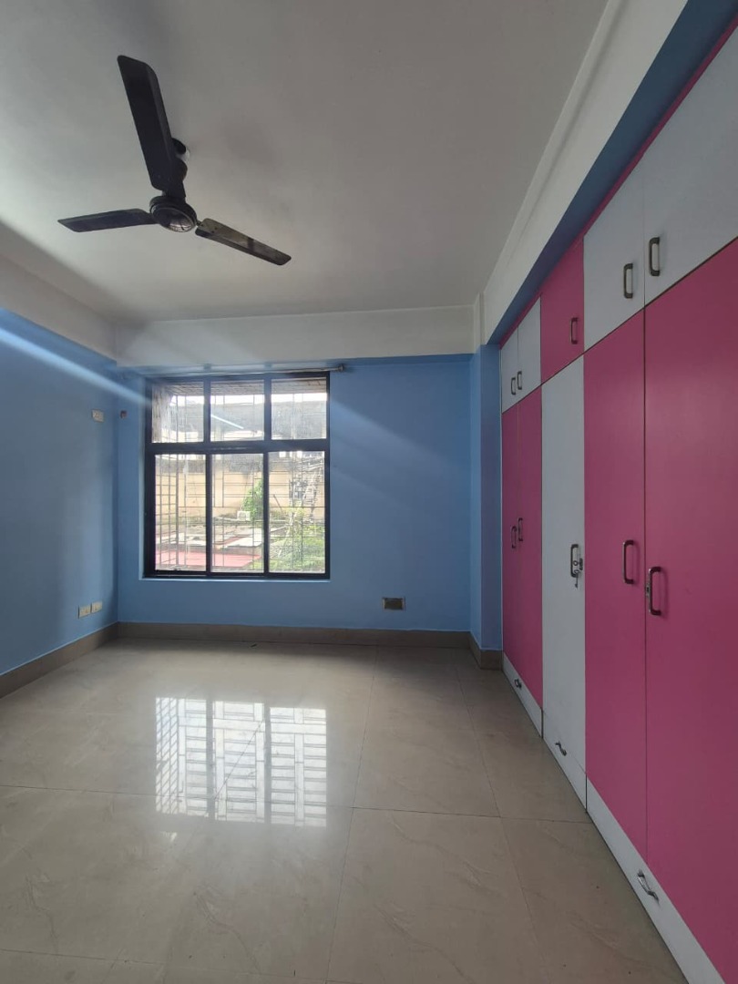 Semi Furnished 3bhk in Kahilipara, Guwahati, Assam, India for Rent